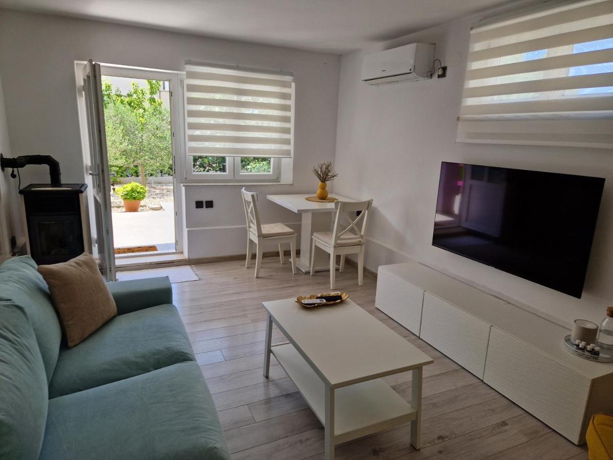 Apartman Jurjevic Krk Town Εξωτερικό φωτογραφία